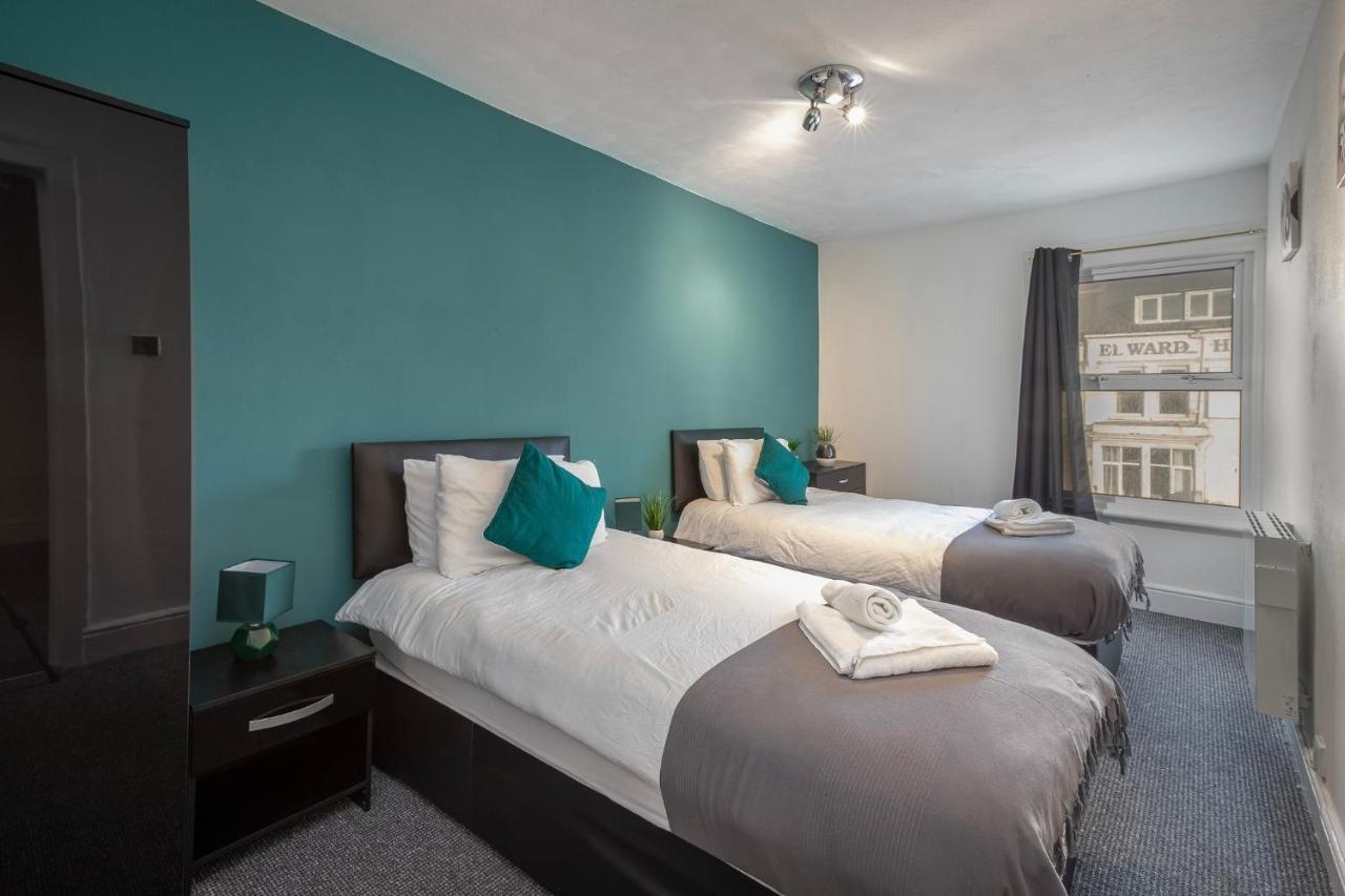 Апартаменты 03 Springfield - Sleeps 4 Блэкпул Экстерьер фото